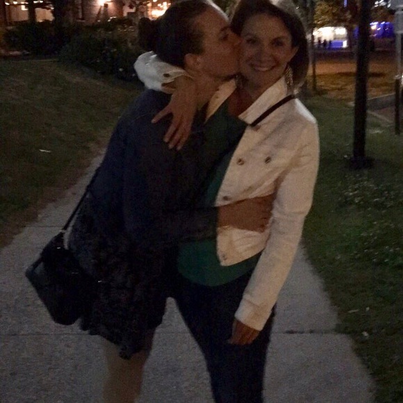 Meet your Posher, Sara - Picture 3 of 5